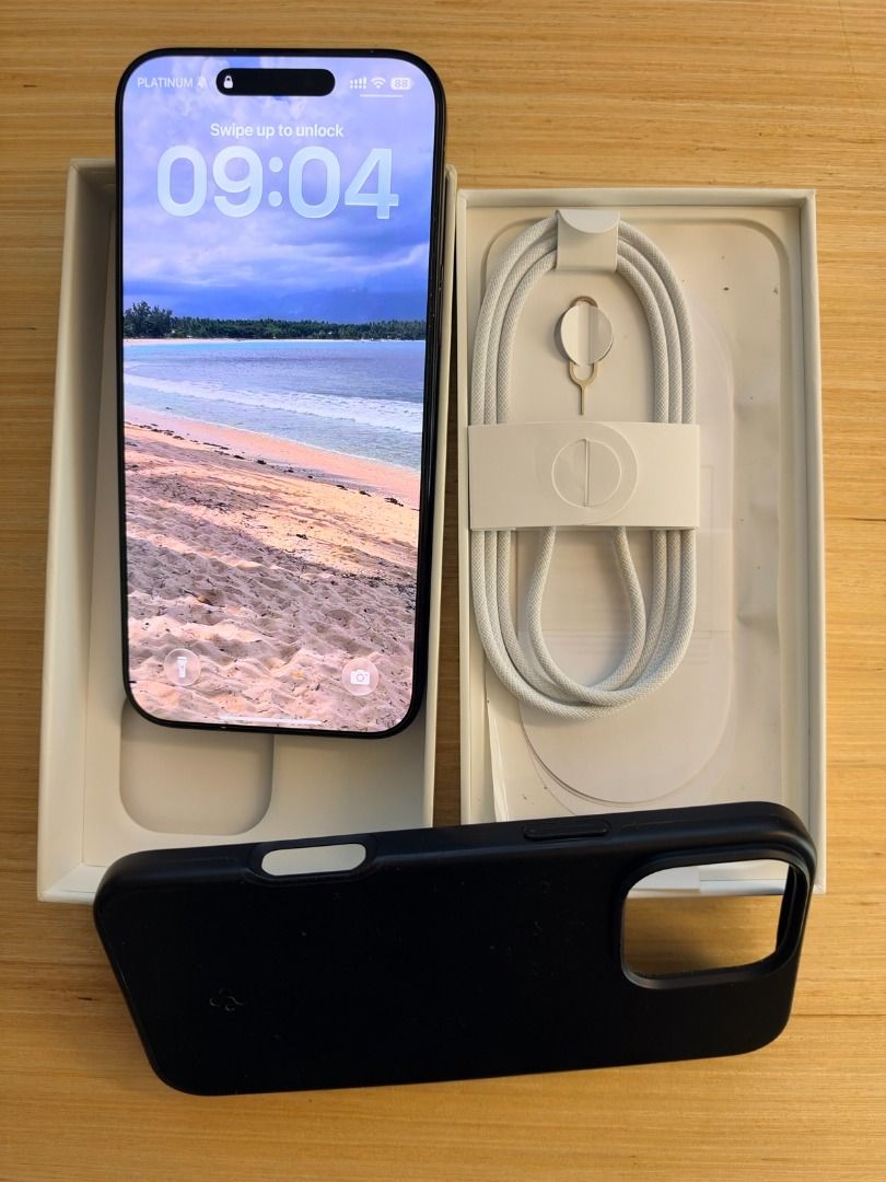 iPhone 16 Pro Max Black Titanium 256 GB Openline (Category: iPhone 16 Series) located in Makati City. Submitted by livefromtaguig (Listing ID 1469399992, Image 2). Description: - Brand/Model: iPhone 16 Pro Max - Color: Black Titanium - Storage: 256 GB - Network: Openline (No SIM restrictions) - Condition: Excellent, no scracthes, no dents, screen protected since day 1 - Inclusions: Original box, unused original cable Freebie: Black Original Spige