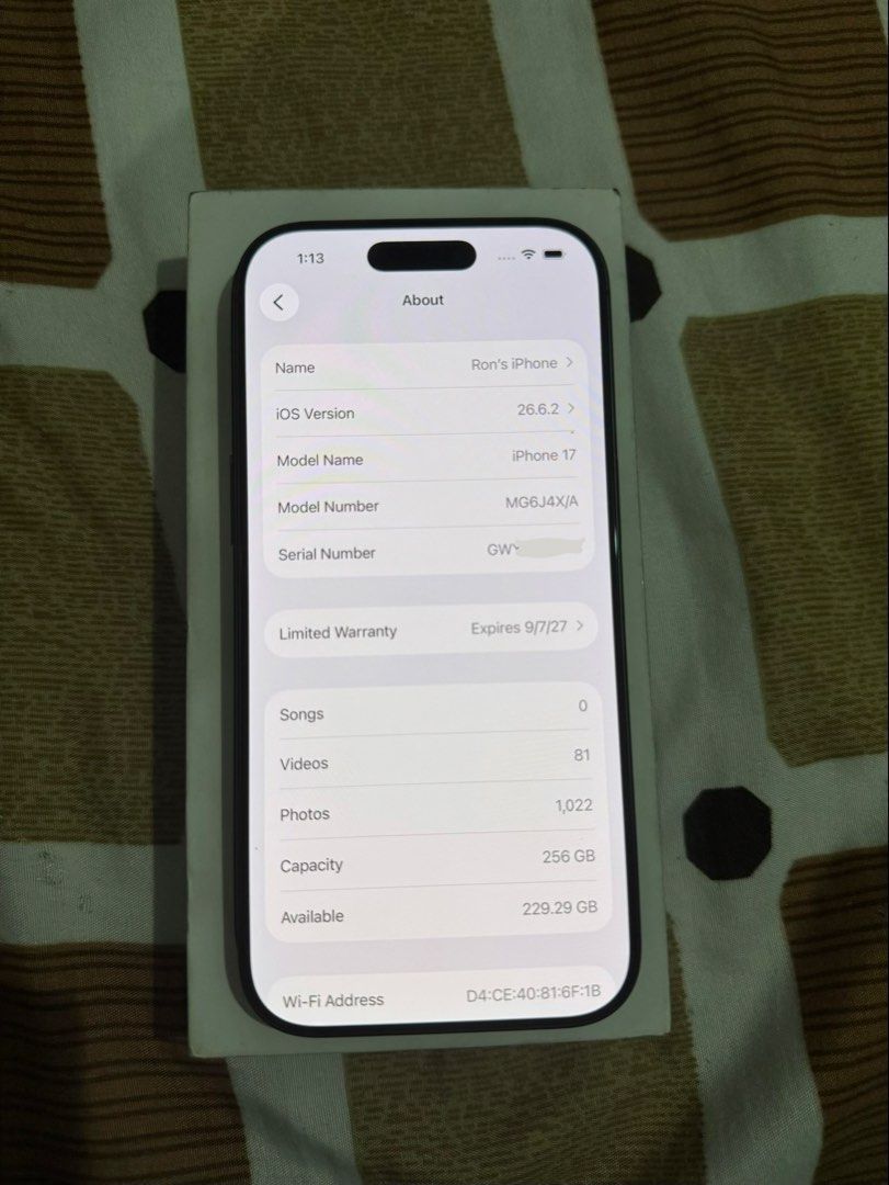 iPhone 17 100% Battery 1 month old (Category: iPhone 17 Series) located in Manila. Submitted by floweroniz (Listing ID 1469564523, Image 3). Description: IPHONE 17 256GB BLACK ₱46,500 NALANG! PAUNAHAN NALANG PO! Brand new price is ₱64,990 as shown on the original box. Mura nalang po! UNIT DETAILS: • iPhone 17 • 256GB Storage • Black • Battery Health: 100% • Battery Cycle Count: 90 • Warranty Until September 7, 2027 • 1 Month Old • Purchased from 