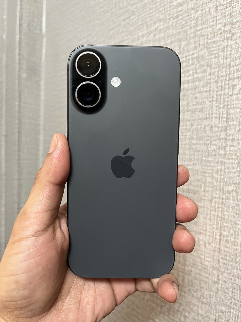 iPhone 17 (Category: iPhone 17 Series) located in Solano. Submitted by lewissalunat (Listing ID 1469493836, Image 1). Description: 256 GB Storage Under warranty till 03/2027 Box and Receipt Included Inbox Store .