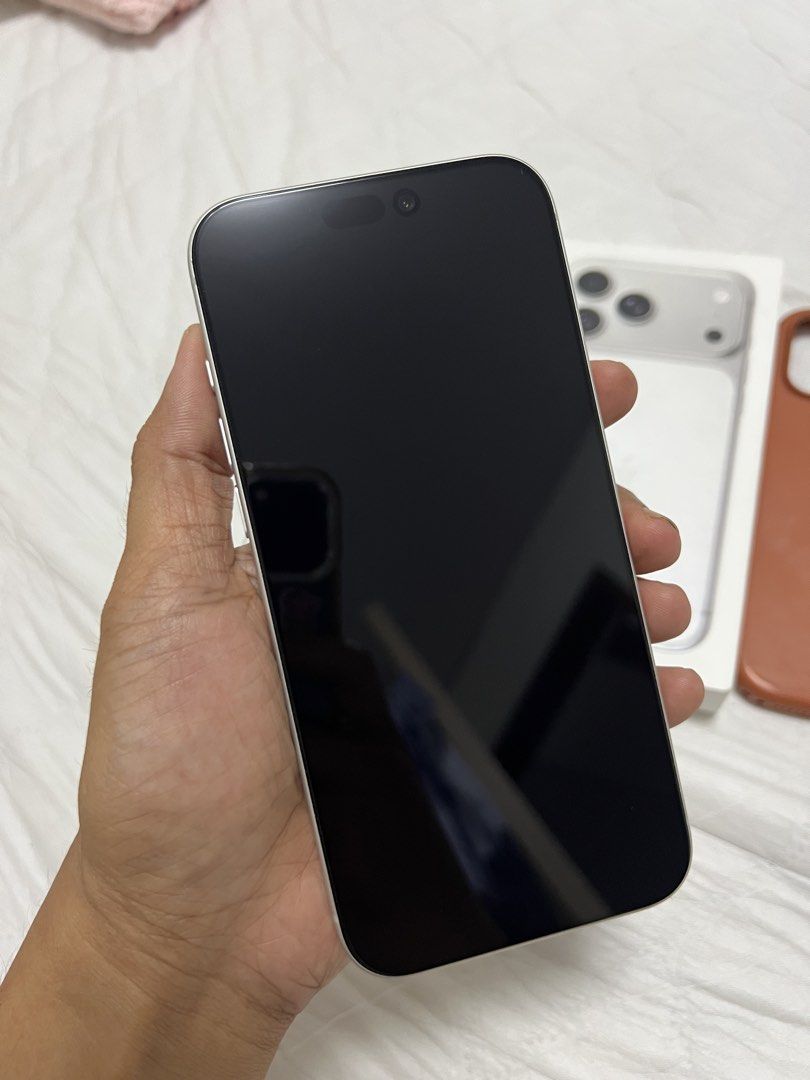 Iphone 17 Pro Max 512gb Factory Unlocked (Category: iPhone 17 Series) located in Valenzuela. Submitted by callmemarvic (Listing ID 1469543056, Image 3). Description: Iphone 17 Pro Max 512gb Silver Factory Unlocked Good as new No issue Ntc approved Any sim will do Warranty till june 2027 100BH 123CC Box same imei Unit with tempered glass Orig cord Orig Case.