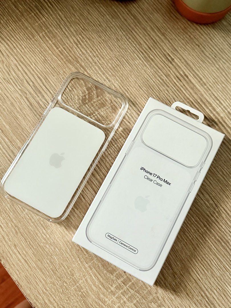 iPhone 17 Pro Max Clear Case ‼️ READ DESCRIPTION ‼️ (Category: iPhone 17 Series) located in Caloocan City. Submitted by jerieour7 (Listing ID 1469558477, Image 2). Description: Selling iPhone 17 Pro Max Clear Case for only P2,000! Bought last Oct. 2. DM for more photos. RFS: Di bagay sa cosmic orange. Item condition: Has a tiny scratch on the back but unnoticeable. Check last photo. SELLER LOCATION 📍NORTH CALOOCAN.