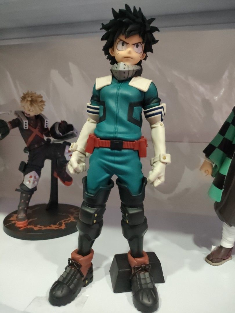 Izuku Midoriya (Deku) (Category: Figurines & Statues) located in Bulacan. Submitted by hunterherojapanjdm (Listing ID 1469481085, Image 1). Description: Banpresto My Hero Academia Grandista Izuku Midoriya (Deku) figure, a large PVC collectible standing approximately 25 cm tall in his hero costume..