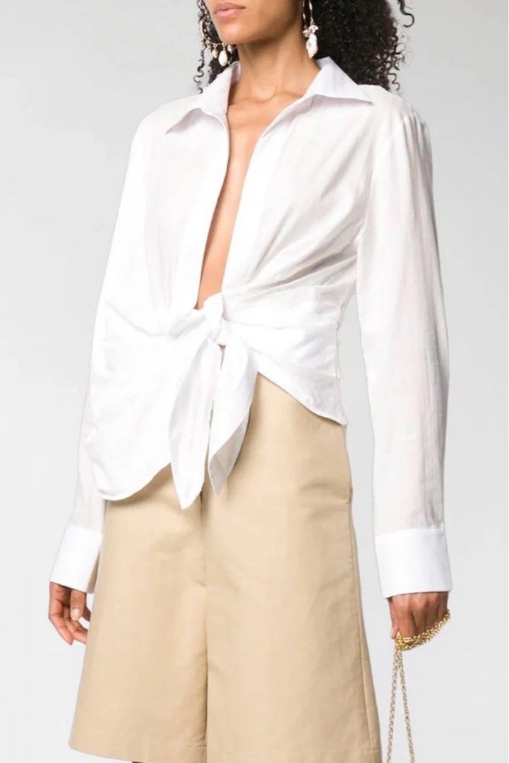 JACQUESMUS | La Bomba White Shirt (Category: Longsleeves) located in Lapu Lapu. Submitted by nervecloset (Listing ID 1469489744, Image 1). Description: JACQUESMUS | La Bomba White Shirt size 40 on tag Excellent condition 3650 + sf.