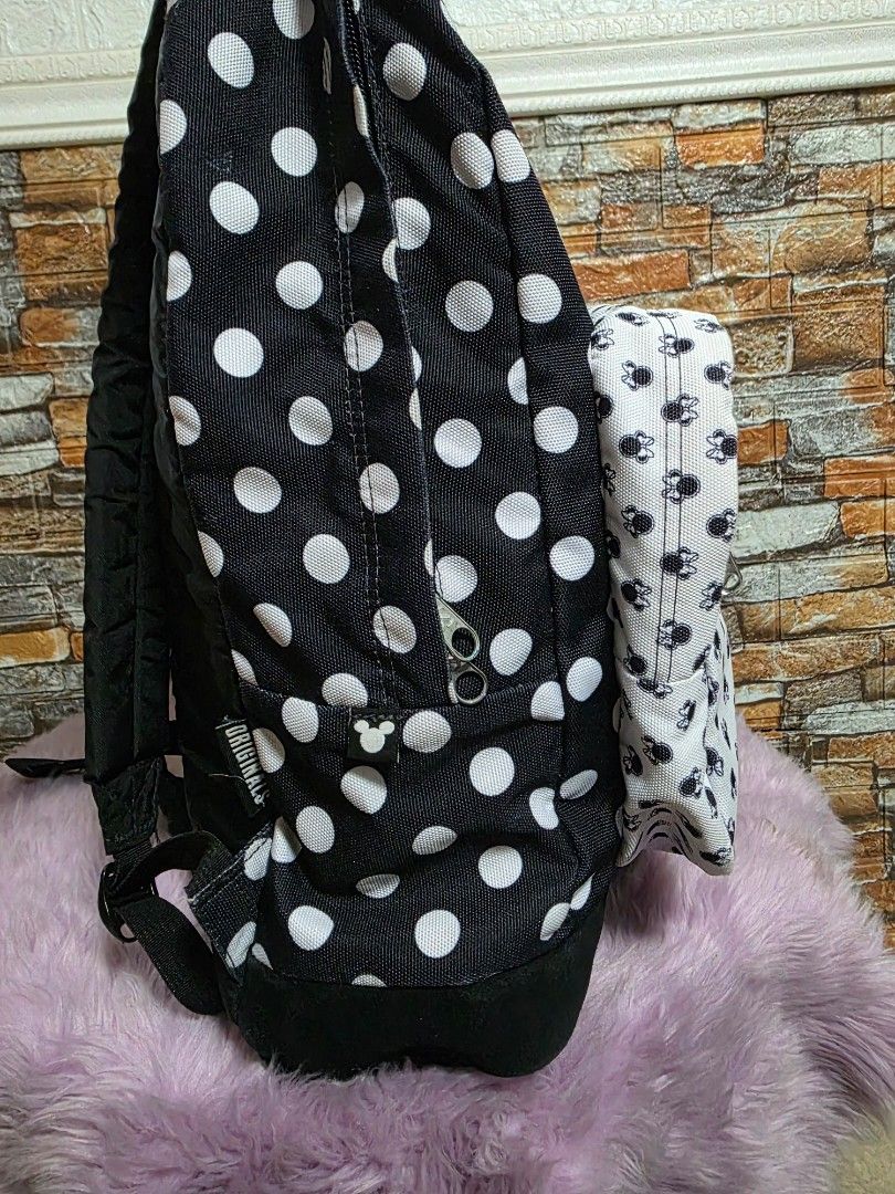 JanSport Disney backack (Category: Backpacks) located in Binan City. Submitted by elli.etcetera (Listing ID 1469517281, Image 2). Description: MOP: Gcash, Maya or Bank transfer Courier: Flash, J&T or Lalamove.