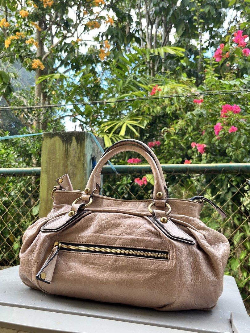 JAPAN Y2k LEATHER BAG (Category: Shoulder Bags) located in Dipolog. Submitted by janja2002 (Listing ID 1469493656, Image 2). Description: EXCELLENT CONDITION DETACHABLE SLING FRESH FROM JAPAN SURPLUS .