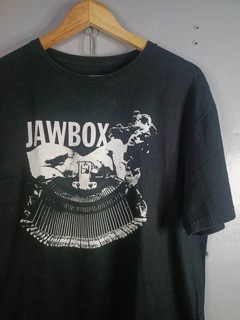 Jawbox Post Hardcore Band Tee (Category: Tshirts & Polo Shirts ) located in Cabuyao City. Submitted by junkthreads.finds (Listing ID 1469512473, Image 2). Description: Tag: Missing Dimes: 21x28 Issue(s): Hairlines Color may vary due to lightning..