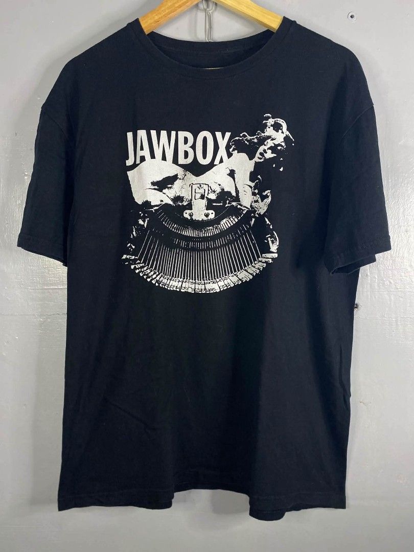 Jawbox Post Hardcore Band Tee (Category: Tshirts & Polo Shirts ) located in Cabuyao City. Submitted by junkthreads.finds (Listing ID 1469512473, Image 1). Description: Tag: Missing Dimes: 21x28 Issue(s): Hairlines Color may vary due to lightning..