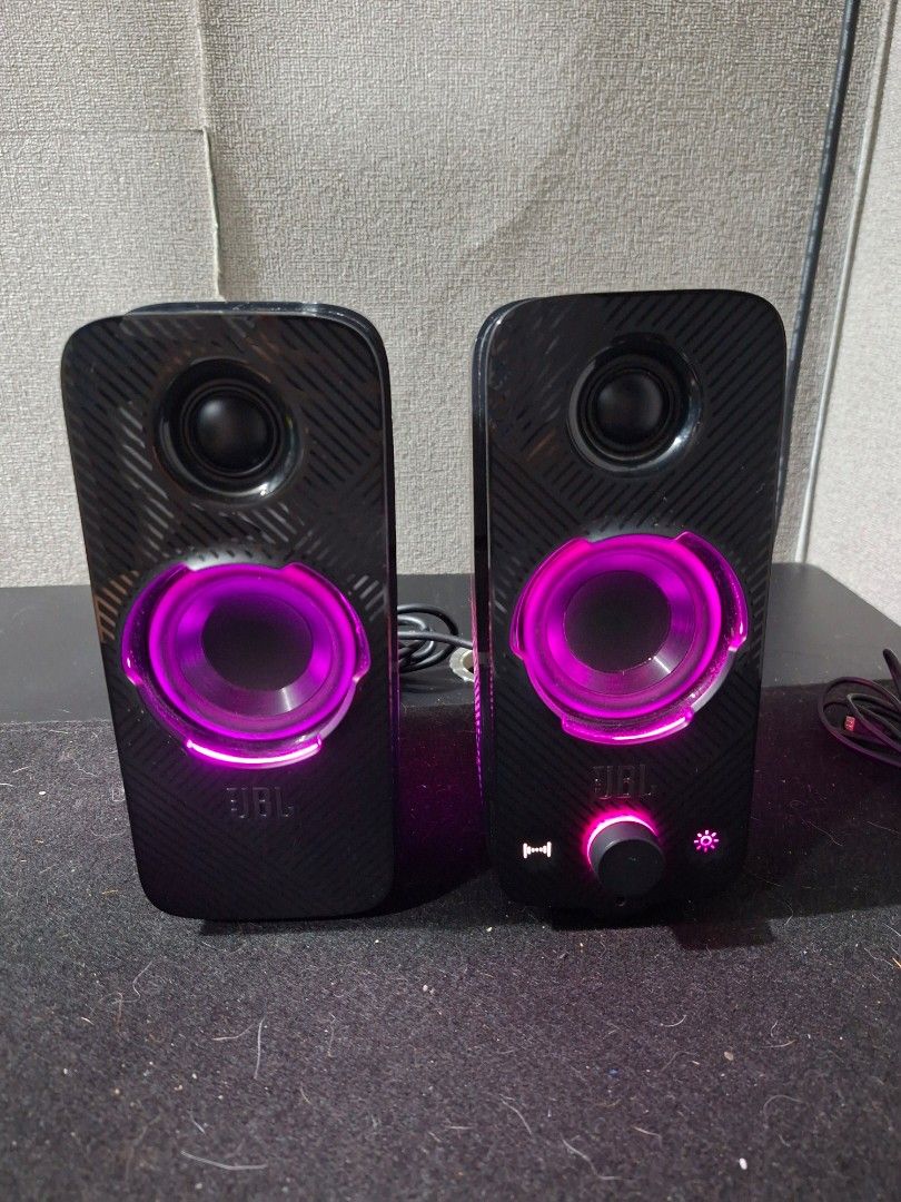JBL Quantum Duo Gaming Speakers (Category: Soundbars, Speakers & Amplifiers) located in Manila. Submitted by candybrownies (Listing ID 1469435444, Image 1). Description: ORIGINAL JBL Quantum Duo Speakers 5k may bawas if sure buyer • Bluetooth 4.2, USB connection for PC/Mac, 3.5mm Audio-In/AUX • Built-in RGB lighting with different effects • 20W RMS Output • Complete speaker set with cables (No box lang) NO ISSUE DENTS LANG Rfs - Hindi na nagagami