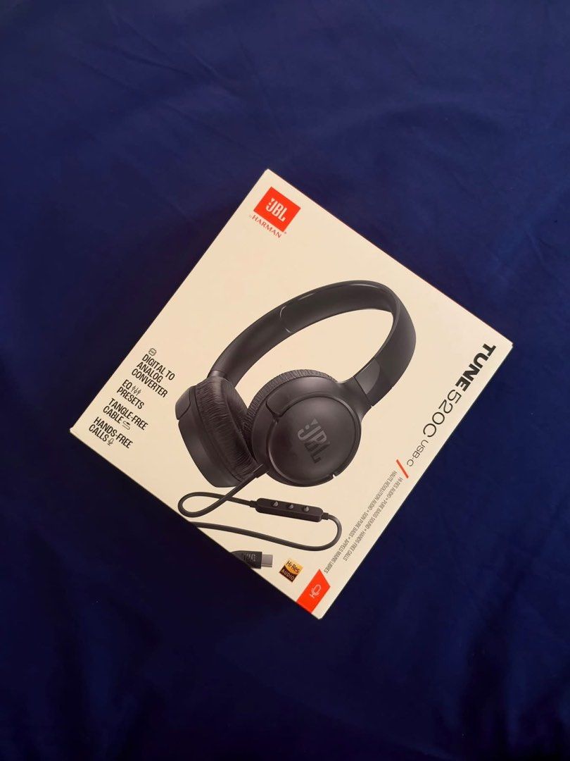 JBL Tune520C USB-C (Category: Headphones & Headsets) located in Manila. Submitted by chimkenren (Listing ID 1469526411, Image 1). Description: Selling this Brand New JBL Tune520C USB-C ! The price is negotiable. RFS: impulsive buy, not into headphones..