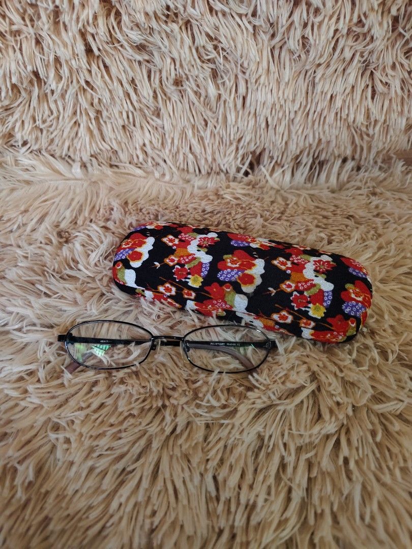 Jill Stuart reading glass (Category: Sunglasses & Eyewear) located in Davao. Submitted by 3ds_jpn (Listing ID 1469462724, Image 1). Description: .