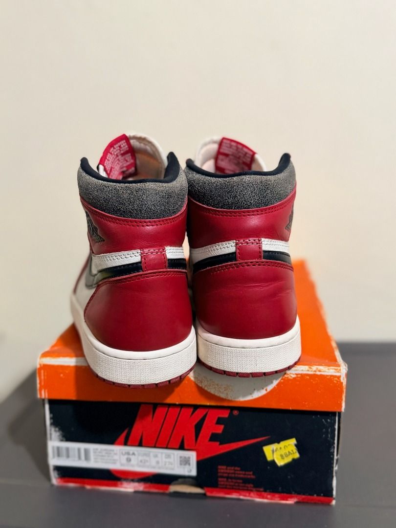 Jordan 1 Lost and Found (Category: Sneakers) located in Baguio. Submitted by snkr.essence (Listing ID 1469412488, Image 3). Description: Jordan 1 Lost and Found Size: 9 US 8 UK 27 CM Condition: Used Inclusions: OG Box, Extra Laces, Sandy Bro's Receipt Price: ₱7,800 Check us out on: IG: snkr.essence Carousell: snkr.essence 🚚 📦Shipping Thru J&T (₱200 SF) 📍Baguio City - 2600.