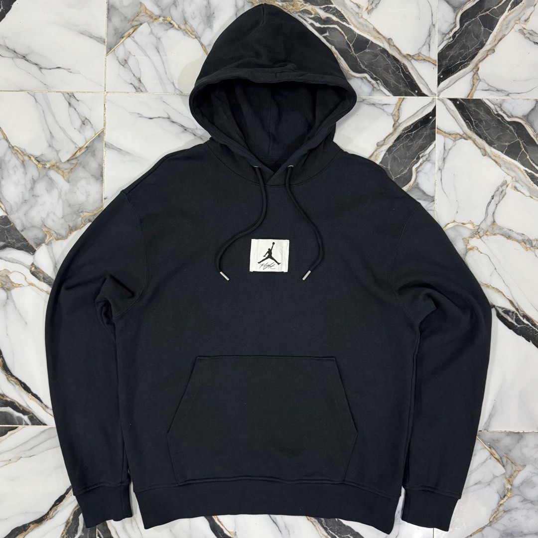 Jordan Flight Black Hoodie Size L (Category: Hoodies) located in Manila. Submitted by fastflip.ph (Listing ID 1469428932, Image 1). Description: - Authentic Jordan black hoodie - Size: Large - Classic embroidered Flight patch on chest - Warm fleece lining for extra comfort - Drawstrings with branded metal aglets - Ribbed cuffs and hem to hold shape - Convenient front kangaroo pocket - Style Code: DQ7339-010.