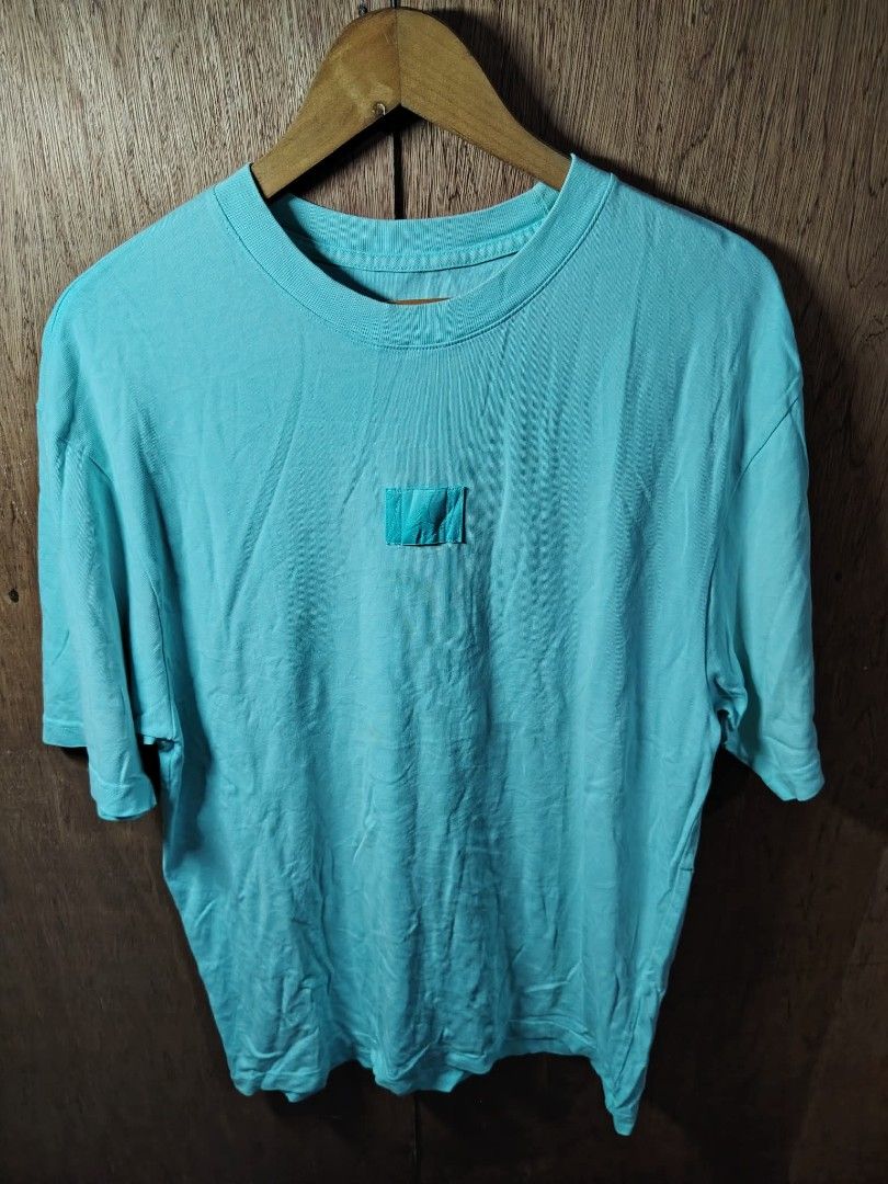 Jordan Flight Patch Logo T-Shirt Light Blue Medium (Category: Tshirts & Polo Shirts ) located in Manila. Submitted by tabuzomaria1422 (Listing ID 1469447434, Image 1). Description: - Brand: Jordan - Color: Light Blue - Size: Medium - Design: Stitched Jumpman flight logo patch on chest - Cut: Classic crew neck, short sleeve - Material: Cotton - Condition: Normal signs of wear.