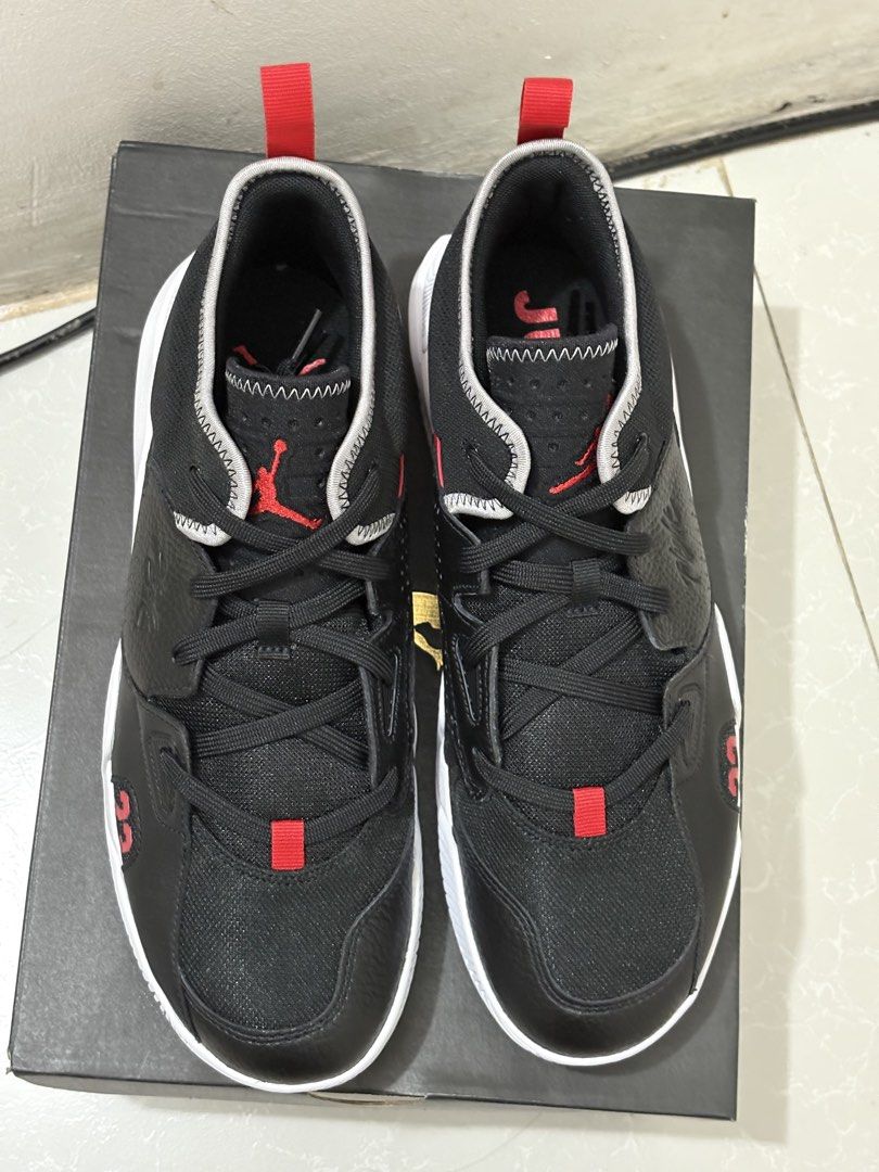 Jordan Stay Loyal 2 mens US11 (Category: Sneakers) located in Manila. Submitted by shoepatos4u (Listing ID 1469558041, Image 3). Description: Issue: With minor aole sep Mens us11/eur45/29cm black/white calf leather pull-tab at the heel signature Jumpman motif signature embroidered 23 logo front lace-up fastening round toe signature Air cushioning These styles are supplied by a premium and authenticated sneaker marketplace. Stocking only the most 
