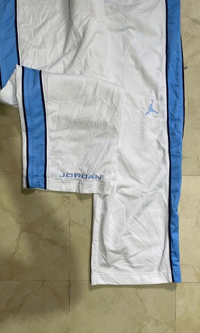 Jordan y2k pants (Category: Joggers) located in Tigaon. Submitted by partidothrift_v2 (Listing ID 1469522157, Image 2). Description: 15 waist 15.5 thigh 10 leg opening 43 length no issue excellent condition.