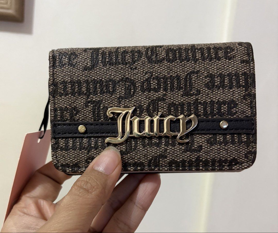 Juicy Couture Monogram Bifold Wallet (Category: Wallets & Card holders) located in Cavite. Submitted by chubbsavenue (Listing ID 1469455985, Image 3). Description: .