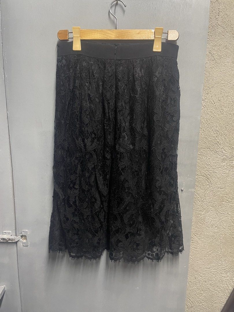 KAREN MILLEN (Category: Skirts) located in Dasmarinas. Submitted by jessputrages (Listing ID 1469489153, Image 2). Description: For sale Karen Millen Excellent condition No issue 600 plus shipping fee Pm for more details.