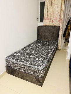 (Category: ) located in . Submitted by kmaqbool3376981 (Listing ID 1469544770, Image 1). Description: .