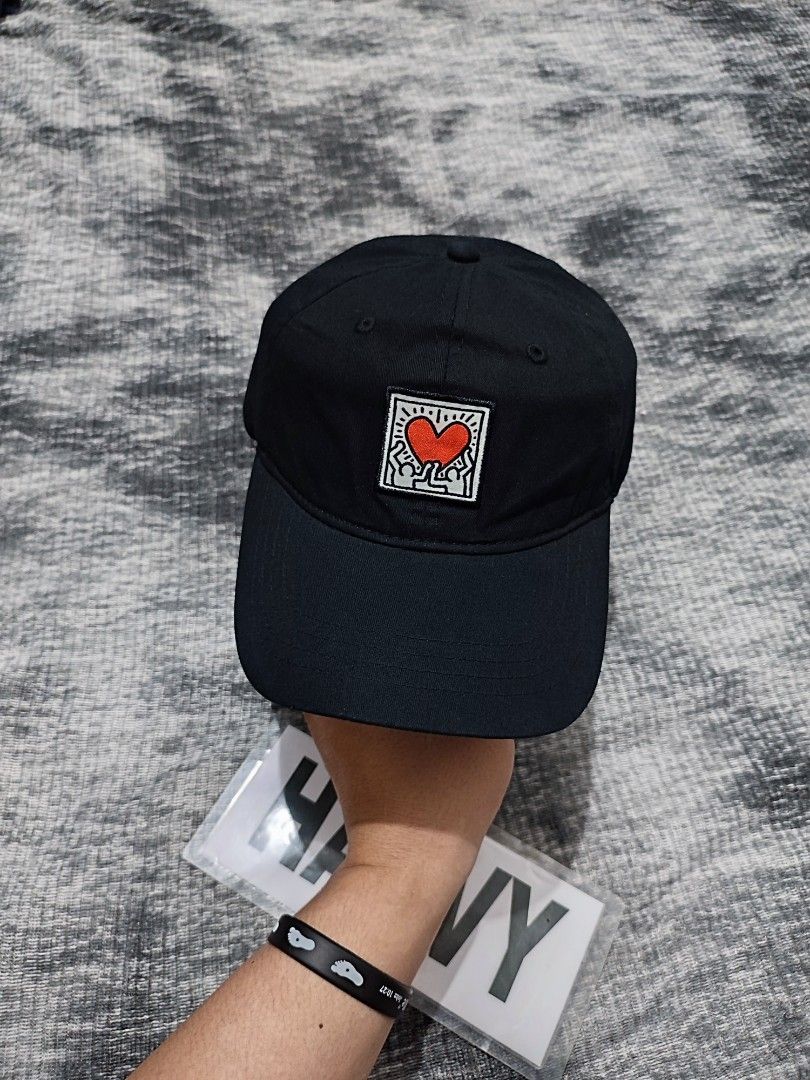 Keith Haring Cap Low Profile (Category: Caps & Hats) located in Cebu City. Submitted by haryvyylyynn (Listing ID 1469555981, Image 1). Description: Keith Haring 400+sf.