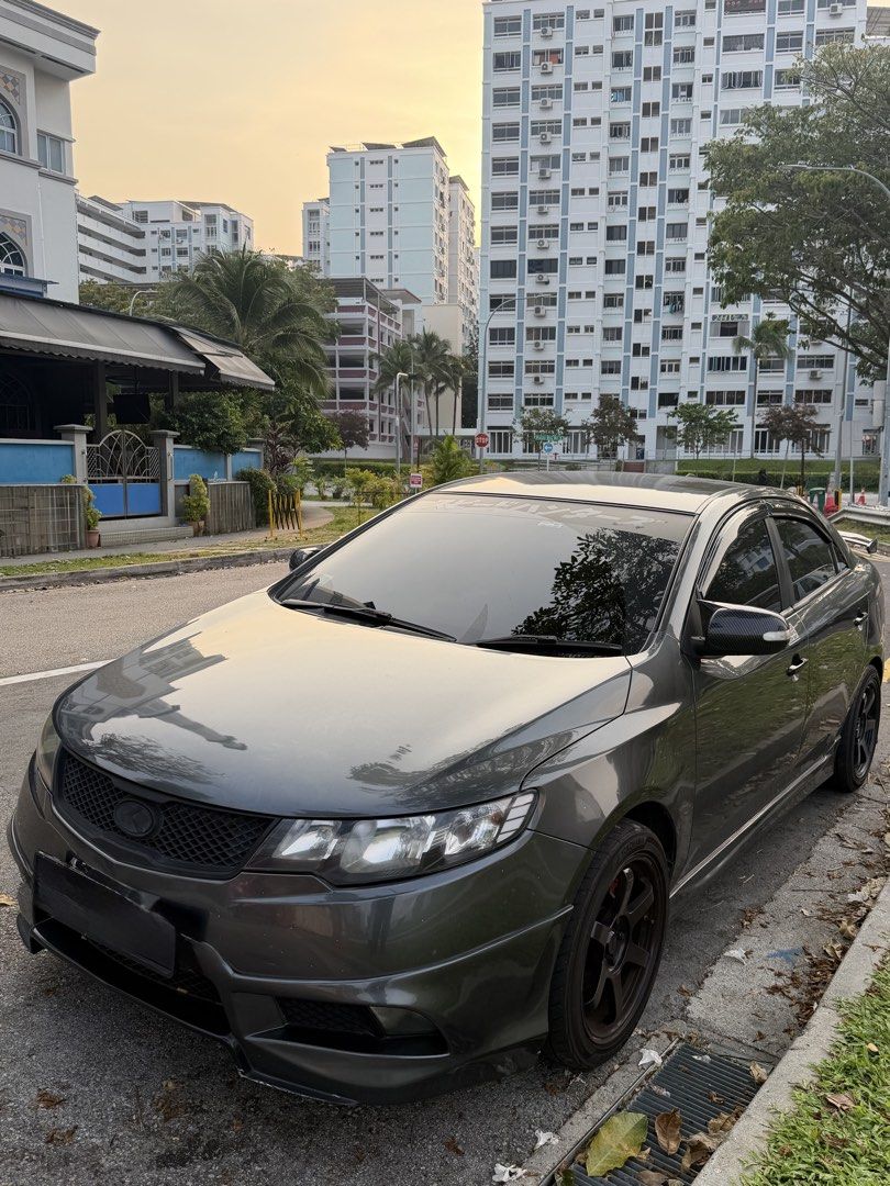 Kia Cerato Forte 1.6 EX (A) (Category: Used Cars) located in Singapore. Submitted by agents0ma (Listing ID 1469442690, Image 3). Description: Upgraded Android Player with Carplay, Reverse camera, Cf Steering, Recaro semi bucket seats, Aftermarket Sport Rims, Front & Rear Dashcam..