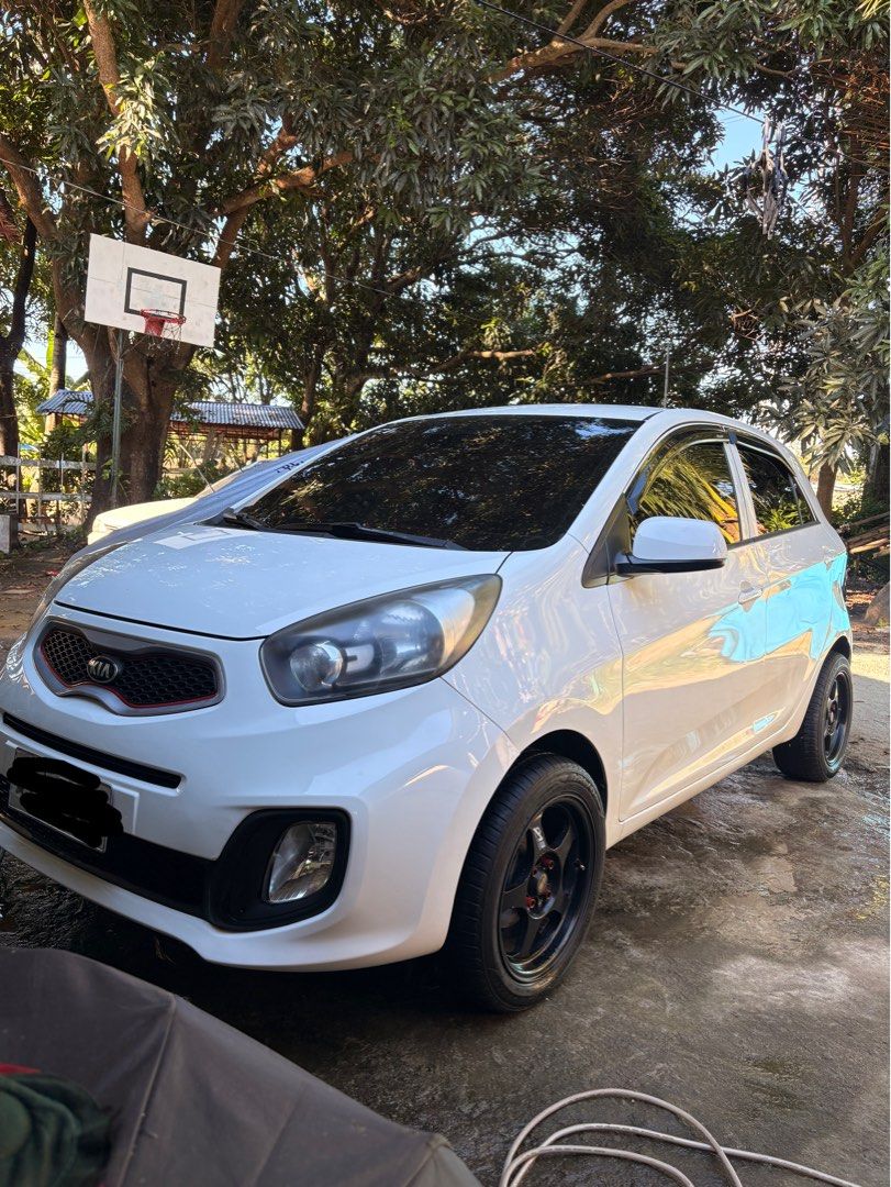 Kia Picanto 1.1 5-Dr (A) (Category: Used Cars) located in Pandi. Submitted by happyqt (Listing ID 1469558220, Image 1). Description: Fresh in and out Registered Clean papers Gagamitin nalang No issue Negotiable kung bibisitahin.