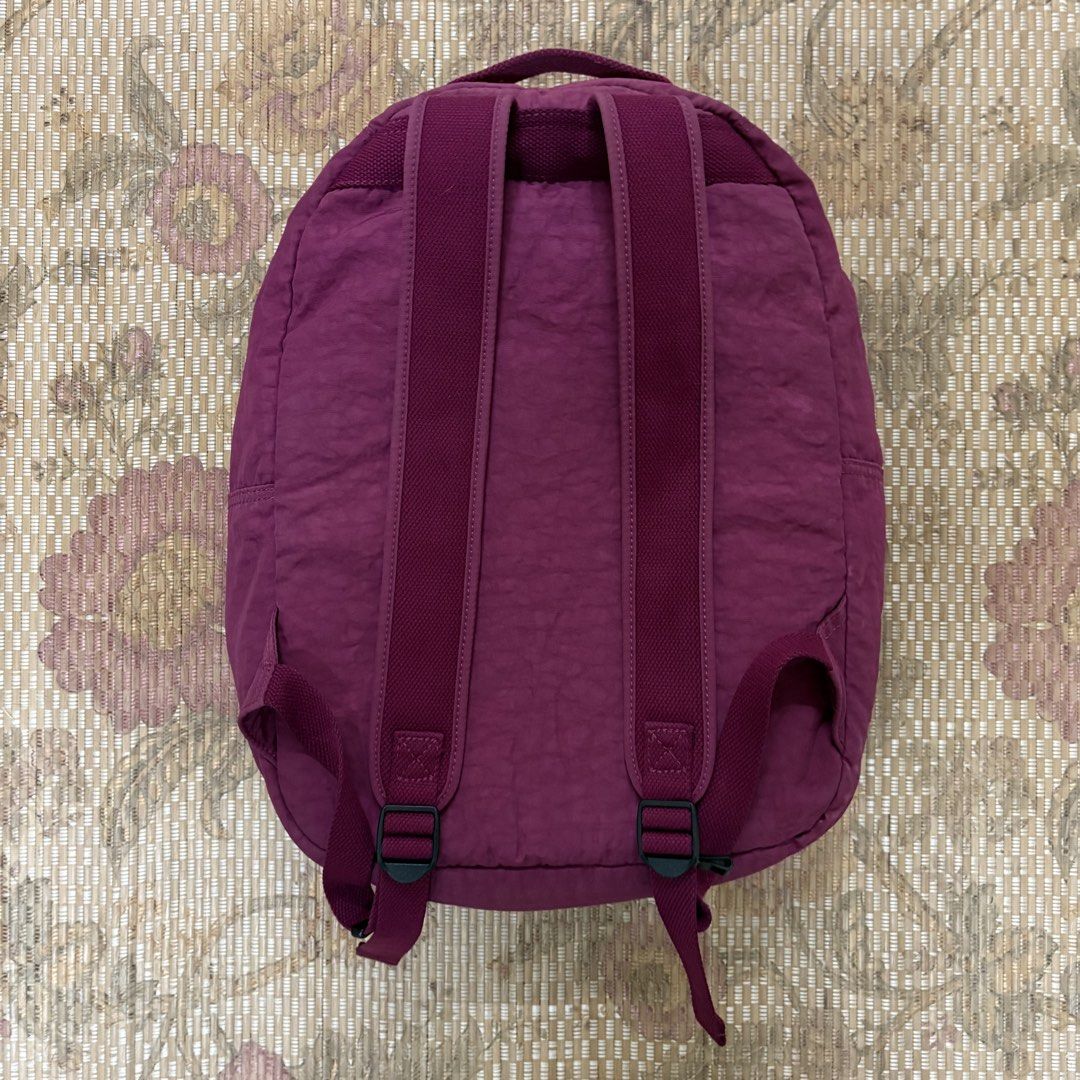 Kipling Backpack (Category: Backpacks) located in Lahad Datu. Submitted by nasria_store (Listing ID 1469484471, Image 2). Description: Pos hari Ahad Tq.