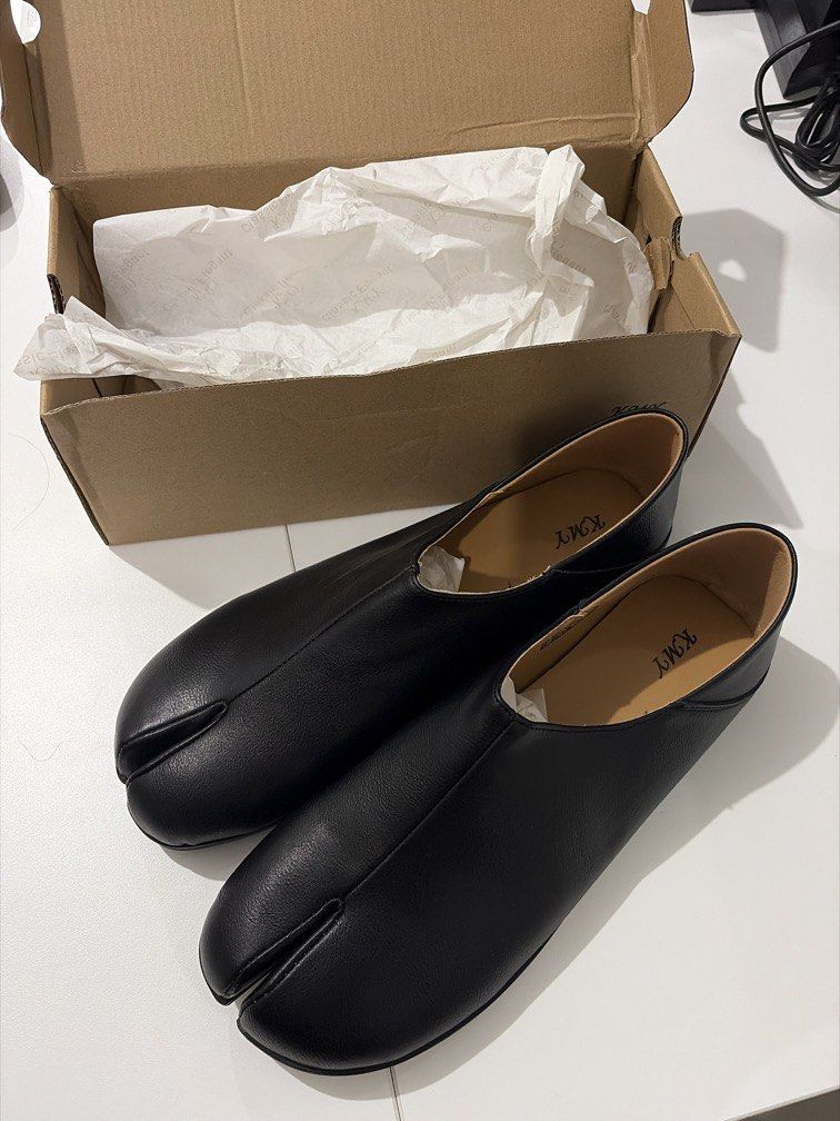KMY Tabis Loafers (Category: Dress Shoes) located in Manila. Submitted by young.buyfrommepls (Listing ID 1469498045, Image 2). Description: .
