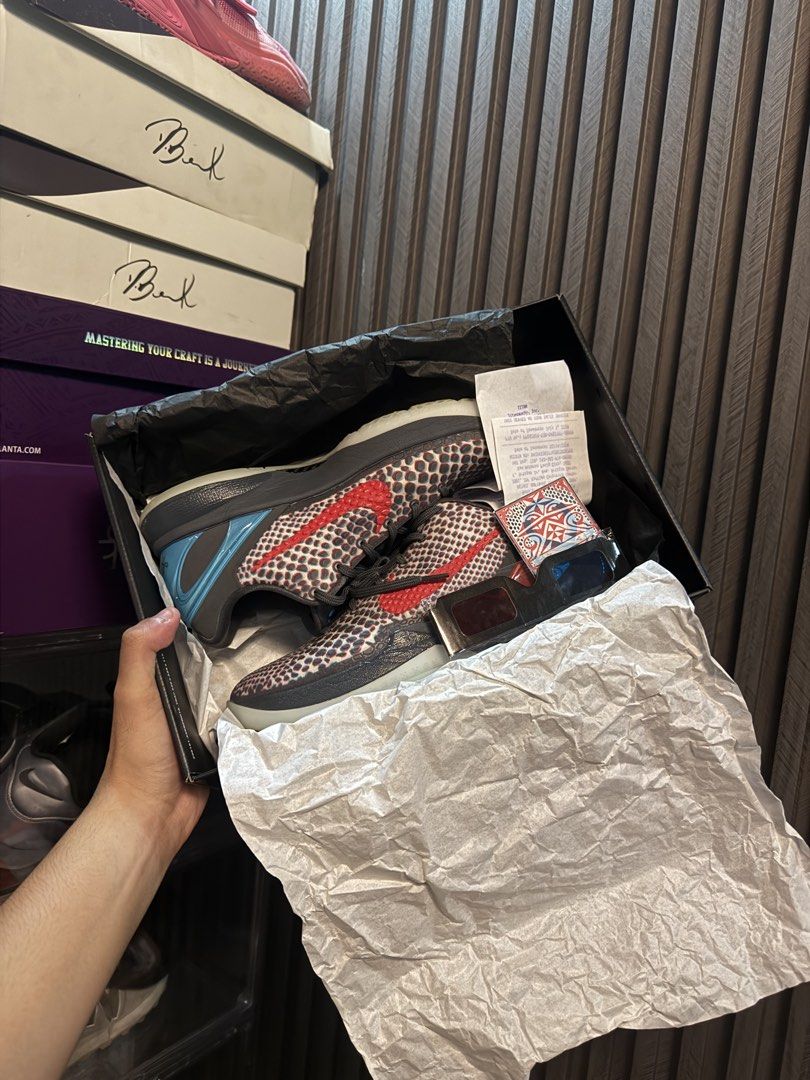 Kobe 6 “3D” (Category: Sneakers) located in Manila. Submitted by gabpineee (Listing ID 1469465536, Image 1). Description: Kobe 6 “3D” SIZE 8 used 5x sign of usage only complete w receipt P8,995 📍 Parañaque @snatchsolesss on ig.