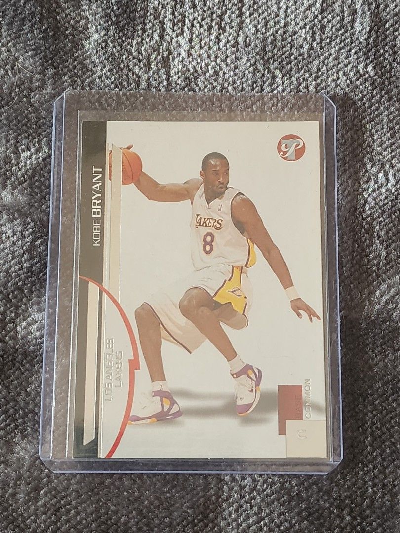 Kobe Bryant 64 Common (Category: Raw Singles) located in Manila. Submitted by kg613 (Listing ID 1469418085, Image 1). Description: .