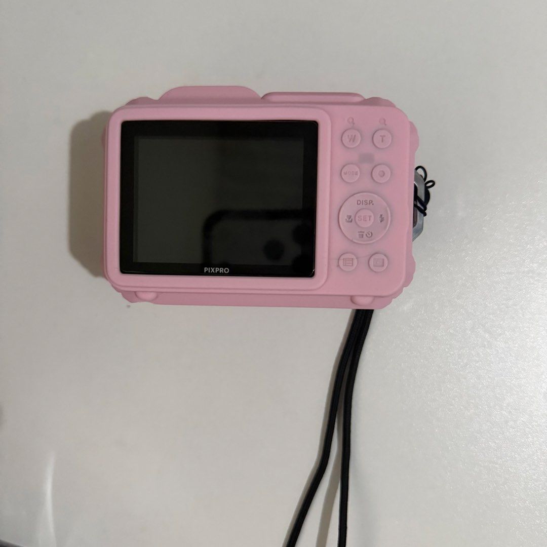 Kodak Pixpro WPZ2 Waterproof Digital Camera (Category: Cameras) located in Cainta. Submitted by cherrycolouredfunk (Listing ID 1469483107, Image 3). Description: 💖 complete w/ box and charger 💖 with silicone case + 32gb sd card 💖 no issues! 💖 pm for sample pics!!.