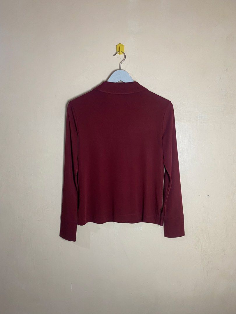 La Mode Balenciaga maroon long-sleeve blouse (Category: Luxury Apparel) located in Naga. Submitted by dailyshipped (Listing ID 1469558293, Image 2). Description: vintage La Mode Balenciaga maroon long-sleeve blouse. “La Mode Balenciaga” was a licensed ready-to-wear diffusion line produced primarily for the Japanese market during the late 20th century. This specific blouse features a slim-fitting silhouette, a sharp classic point collar, color-mat