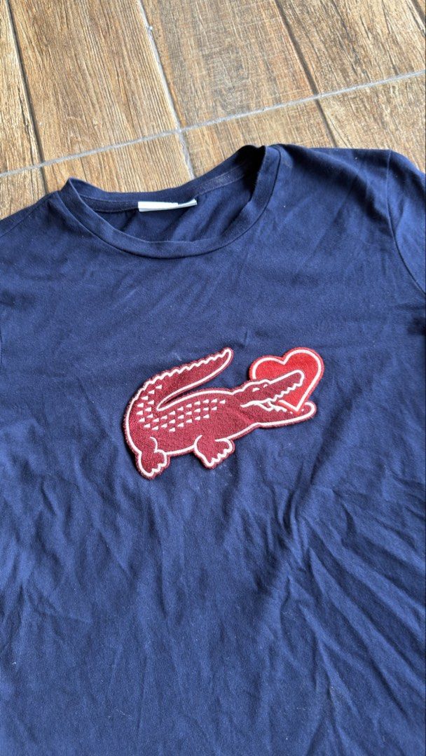 LACOSTE BIG LOGO TSHIRT (Category: Shirts) located in Manila. Submitted by urban-vintage_2 (Listing ID 1469443887, Image 2). Description: ISSUE: NONE (NEED WASH) MOP :GCASH (NO COD) SHIP VIA: LALAMOVE & J&T LOCATION: PASIG CITY LENGTH: 25 WIDTH :19 .