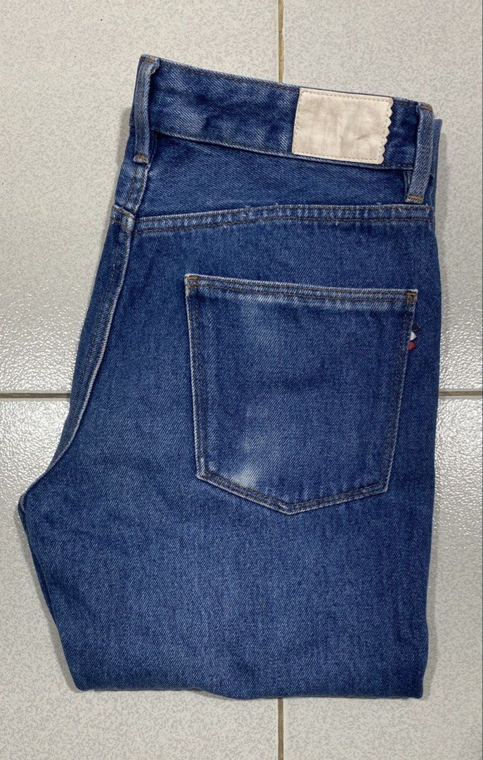 Lacoste Jeans (Category: Jeans) located in Mandaue City. Submitted by MJ_80 (Listing ID 1469407590, Image 1). Description: Lacoste Skinny jeans Non Stretch Size 30 No Alteration See photos for measurements Color rate & Condition: 9.5/10 Price: 1,350 .