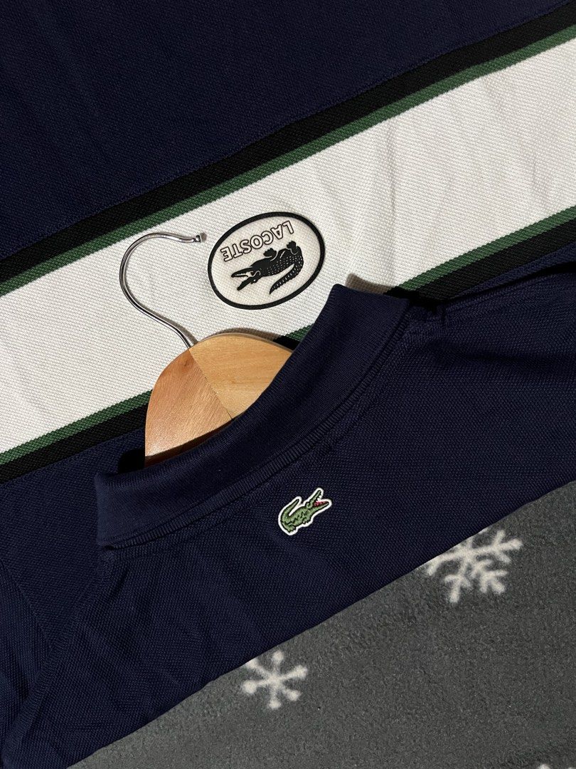 Lacoste Polo Shirts (Category: Tshirts & Polo Shirts ) located in Maribojoc. Submitted by nayer (Listing ID 1469466414, Image 3). Description: L4c0ste Men Navy Blue White Striped Polo Collar Pure Cotton T-shirt Embroidered logo Like new 10/10 color rate Medium/F4 on tag AD: W20.5 * L29.5.