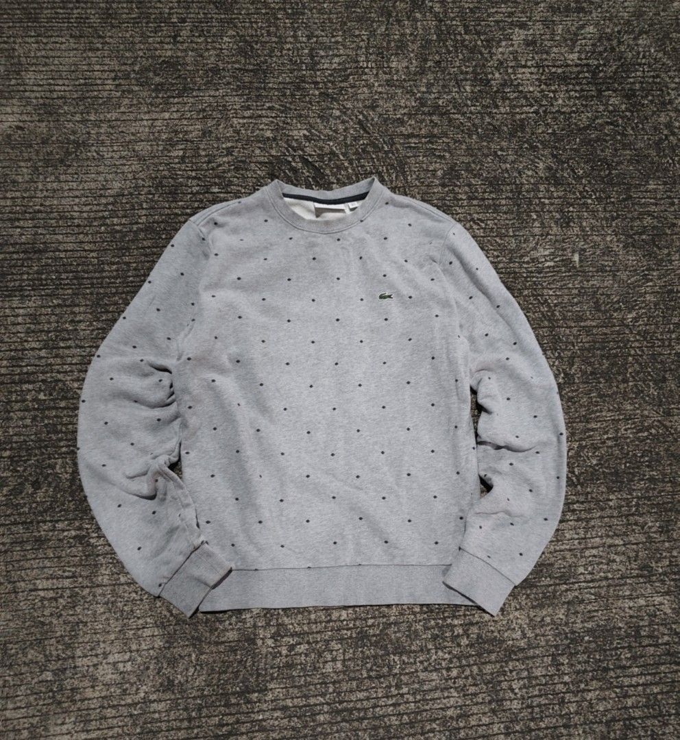 Lacoste Sweatshirt 🔥 (Category: Coats, Jackets and Outerwear) located in Tabaco. Submitted by thrifttobecool (Listing ID 1469533858, Image 1). Description: Very Good Condition 💯 9.6/10 Color Rate 💯 21 Width 📌 26 Length 📌 Medium ✅ 450 ✅ + sf 📌 Location Bicol ✅.