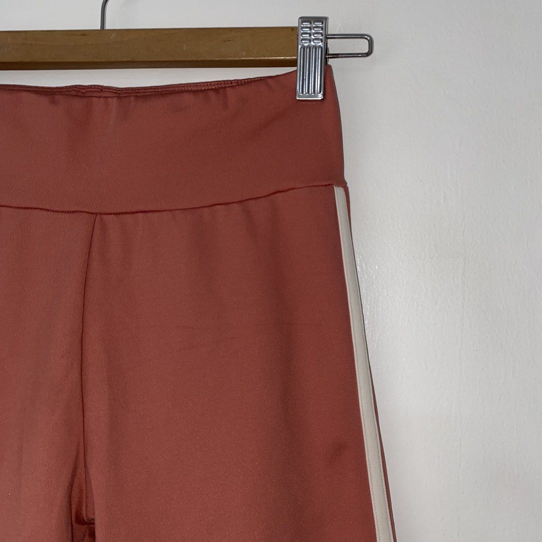 Lativ kids leggings (Category: Babies & Kids Fashion) located in San Jose del Monte. Submitted by daintycut (Listing ID 1469413413, Image 2). Description: .