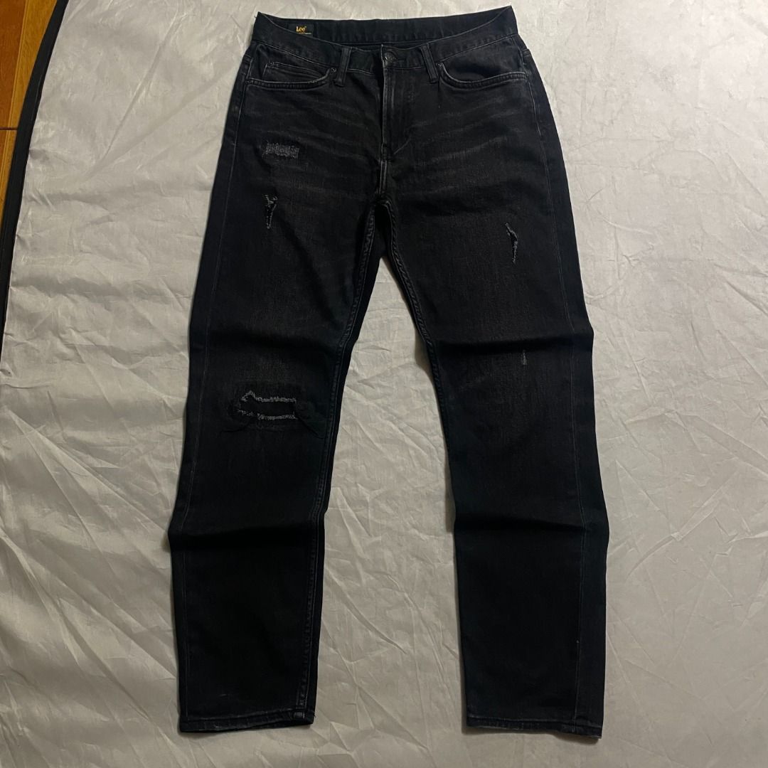 Lee Black Distressed Jeans W30 L40 (Category: Jeans) located in Rizal. Submitted by van.b (Listing ID 1469526802, Image 2). Description: Lee Black Ripped Denim Jeans W: 30” L: 40” L.O: 6.5” ₱299 + shipping fee Super comfortable fabric Issue(s): None Color Rate: 9.8 We are not affiliated or associated with any of the brands featured. All trademarks and copyrights belong to their respective owners. .