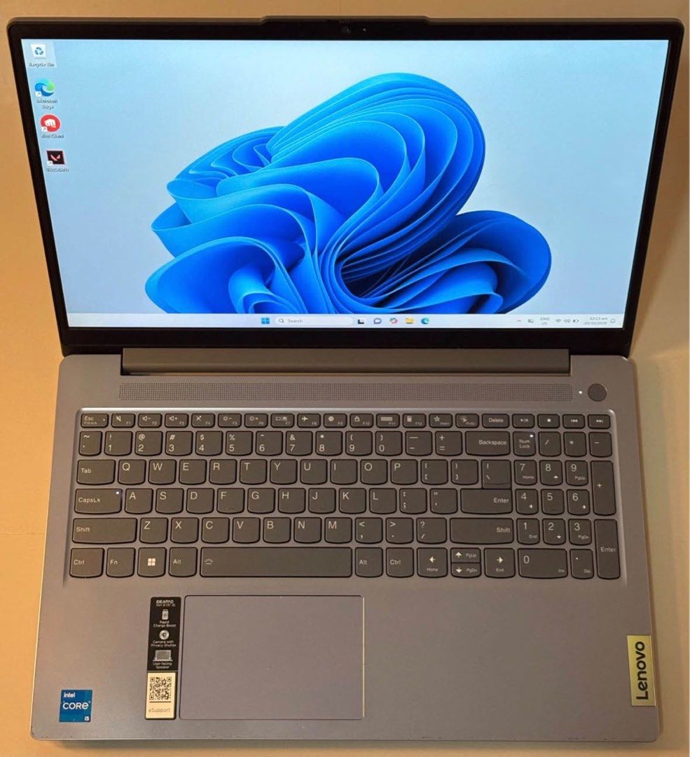 lenovo (Category: Laptops & Notebooks) located in Manila. Submitted by kaila_delga (Listing ID 1469487547, Image 3). Description: LENOVO SPECS: • Computer Name:DESKTOP-EJ5CD6D • Operating System: Windows 11 Pro • System Manufacturer: LENOVO • System Model: 83EM • Processor: 13th Gen Intel (R) Core(T) i5-1345U • Memory: 16GB RAM • Storage: 512 SSD • Display: 16 inches • Never Been Repair • Personal Use! • Unit Box with original Charger • PRICE: P2