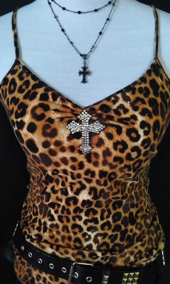 LEOPARD PRINT CAMISOLE (Category: Sleeveless) located in Loon. Submitted by victorianaretouche (Listing ID 1469394682, Image 3). Description: has rhinestone cross! Note: Altered. - accessories and shorts are not included. - Color may vary due to lighting and cam quality..