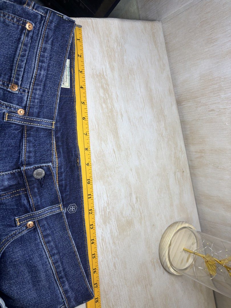 LEVIS 502 TAPER JEANS (STRETCHABLE) (Category: Jeans) located in Cabuyao City. Submitted by pormanation-thrift-store (Listing ID 1469422543, Image 2). Description: LEVIS 502 TAPER JEANS (STRETCHABLE) Condition: EXCELLENT Color rate: 9/10 Size: 34 Dimes: 34-36”Wx36”L Issue: ALTERED LENGTH‼️ Price: 850.