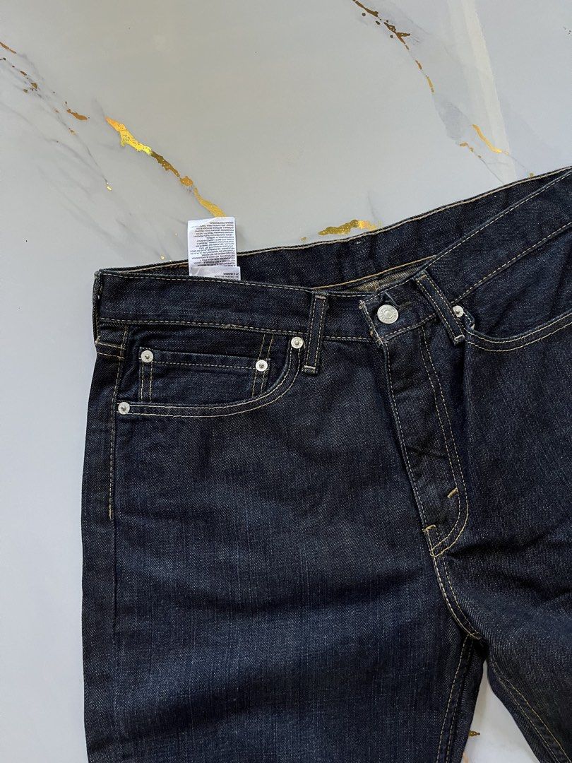 LEVI’S 514 (Category: Activewear) located in Manila. Submitted by elgiebarre04630 (Listing ID 1469517639, Image 2). Description: SUBRANG SOLID NITO MGA BOSSING MALL CONDITION WIDTH 34 LENGTH: 41 HEM: 8.