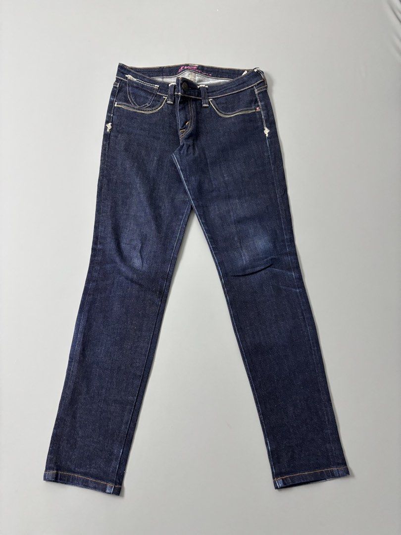 Levi’s Denim Skinny Jeans (Category: Jeans) located in San Fernando. Submitted by kayemanalac_05 (Listing ID 1469531409, Image 1). Description: L 36 W 32-33.