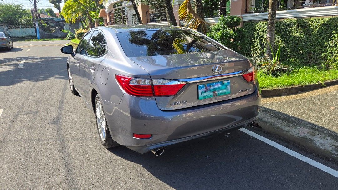 Lexus ES350 Executive Sedan Auto (Category: Used Cars) located in Quezon City. Submitted by jogtd (Listing ID 1468994731, Image 2). Description: 2013 Lexus ES350 *65,000 km, casa maintained *Nothing to fix and smooth, cool ac, no errors, etc. *Bulletproof reliability (check the internet for reviews) and truly hard to let go *papers in my name. RFS: upgrading to 7th gen ES350 *no meet ups, see the car at home *QC area near Mindanao/Nlex link *seri