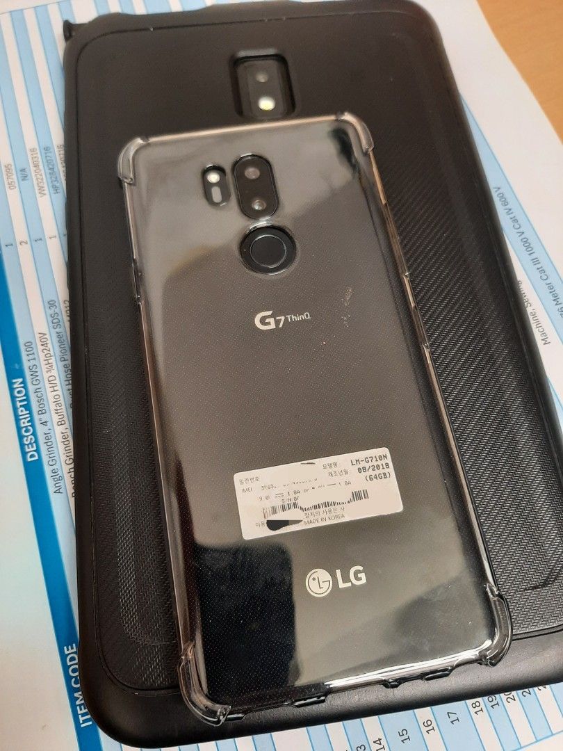 LG G7 ThinQ (Category: Samsung) located in Paranaque City. Submitted by ber2s (Listing ID 1469569780, Image 2). Description: - Brand/Model: LG G7 ThinQ - Storage Capacity: 64GB - Included: Clear protective case - Condition: Well-maintained, fully functional display and features as seen in photos - dual camera, wide and ultrawide - hifi quad dac, dts surround see pictures for more specs info. pickup location: Paranaque City.