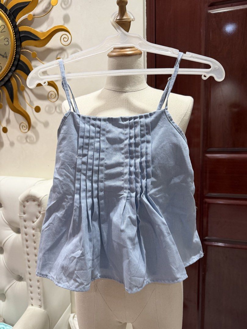 Light Blue Pleated Spaghetti Strap Camisole Top (Category: Sleeveless) located in Cainta. Submitted by piattoss85 (Listing ID 1469525897, Image 1). Description: - Bought from Nakd TiktokShop - Only used once.