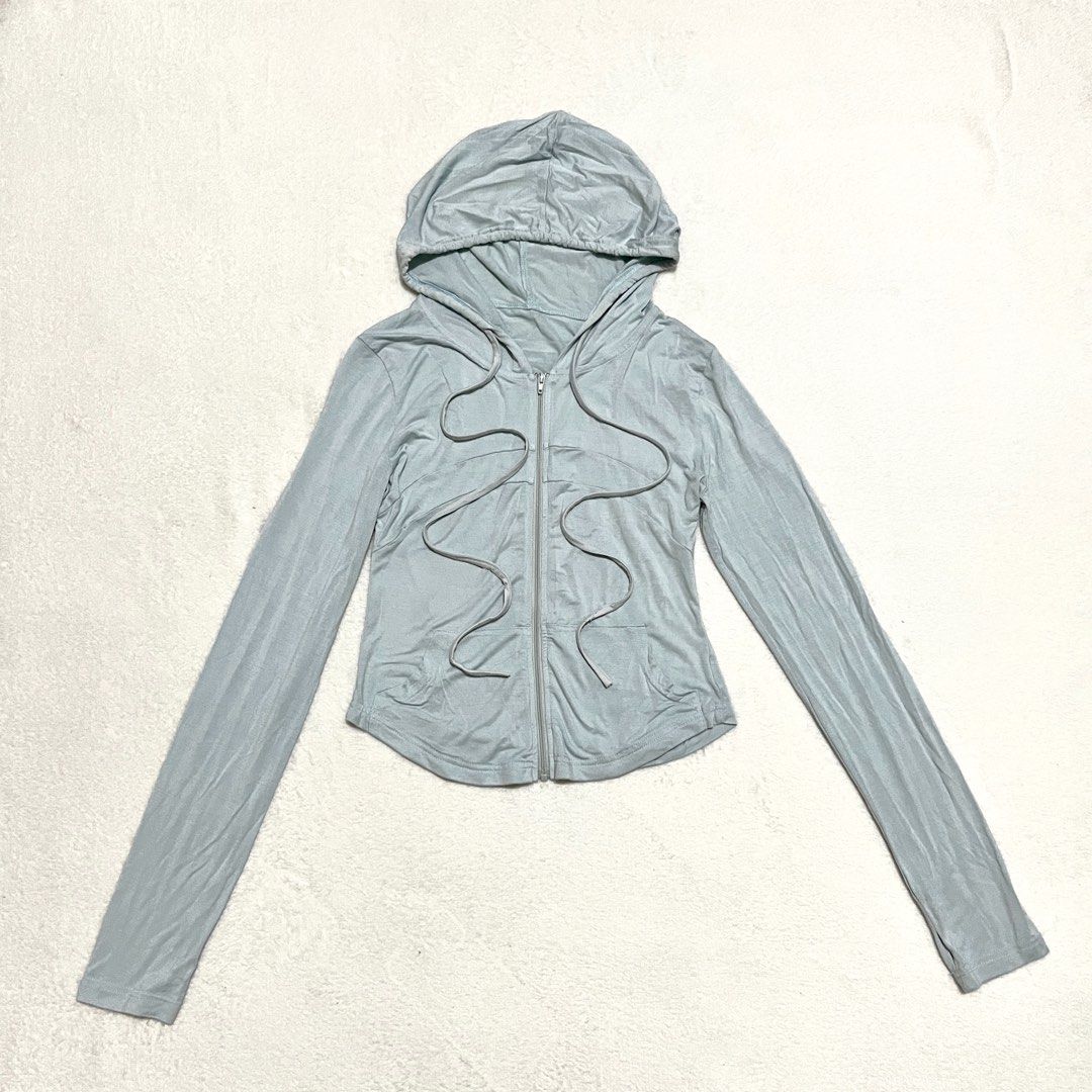 Light Blue Zip-Up Hoodie with Drawstrings (Category: Coats, Jackets and Outerwear) located in Binan City. Submitted by veniceao (Listing ID 1469570117, Image 1). Description: PLEASE READ ❤️ Loc: Laguna (open for checkout for cheaper sf—starts at ₱20) For sure buyer: 1. Make an offer. 2. Send your details for confirmation 3. Pay until 3pm the next day I confirm the order. Details: - Fits size extra small-med - Color: Light blue - Fit: Cropped styl