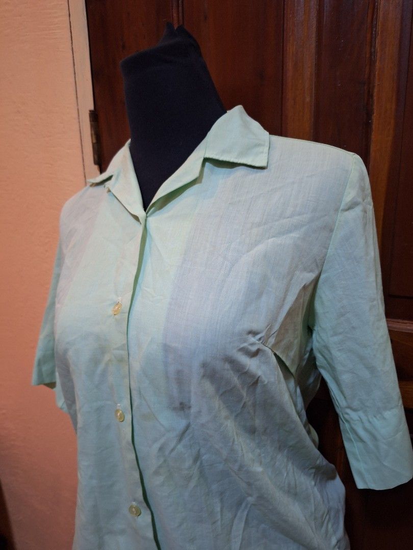 Light green long sleeve button-up collared blouse shirt (Category: Longsleeves) located in Balamban. Submitted by ubethan (Listing ID 1469487448, Image 2). Description: - Color: Light green - Style: Button-up blouse with classic collar and long sleeves - Fabric: Lightweight and comfortable - Versatility: Great for everyday wear, easy to style with trousers or denim - Fit: Wardrobe basic staple.