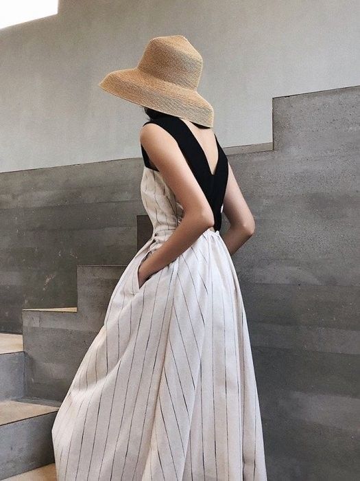 Linen Ivory Midi Dress (Category: Dresses) located in Pagudpud. Submitted by altheacee063978 (Listing ID 1469559864, Image 2). Description: .