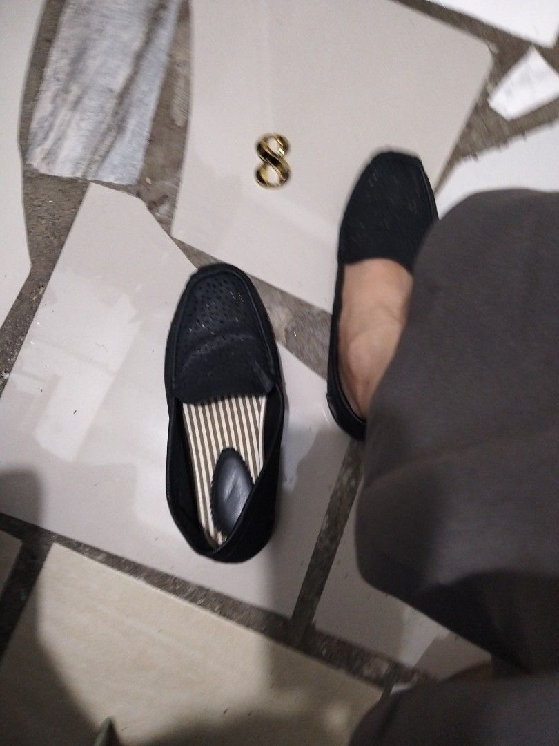 Loafers (Category: Loafers) located in El Salvador. Submitted by francheskaukayukay (Listing ID 1469399385, Image 3). Description: .