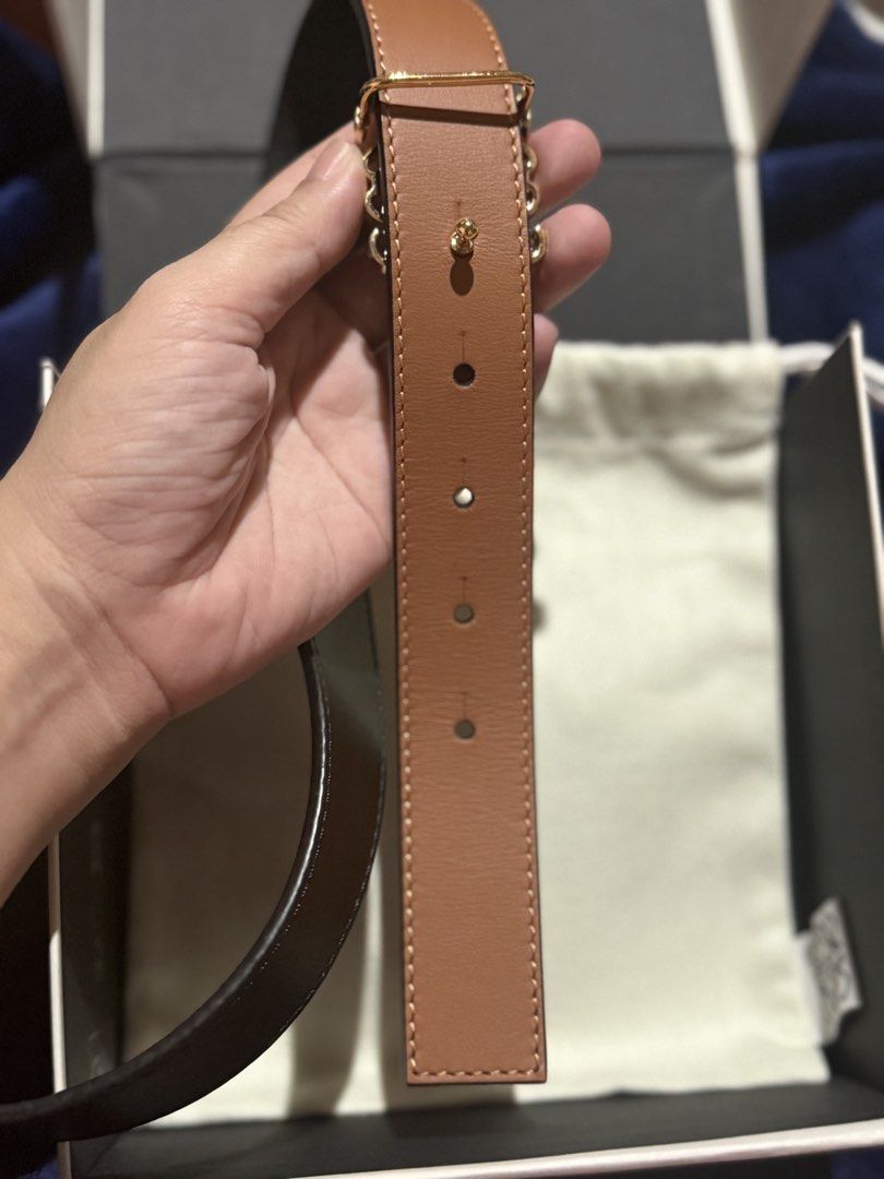 Loewe reversible size 80 (Category: Belts) located in Manila. Submitted by pialoved (Listing ID 1469483147, Image 3). Description: .